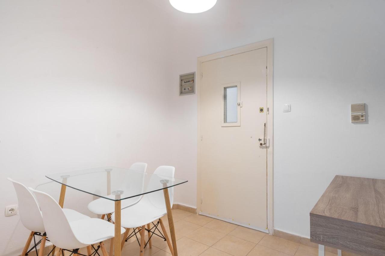 Apartment 1Km From Acropolis Filoppapou Hill Atenas Exterior foto